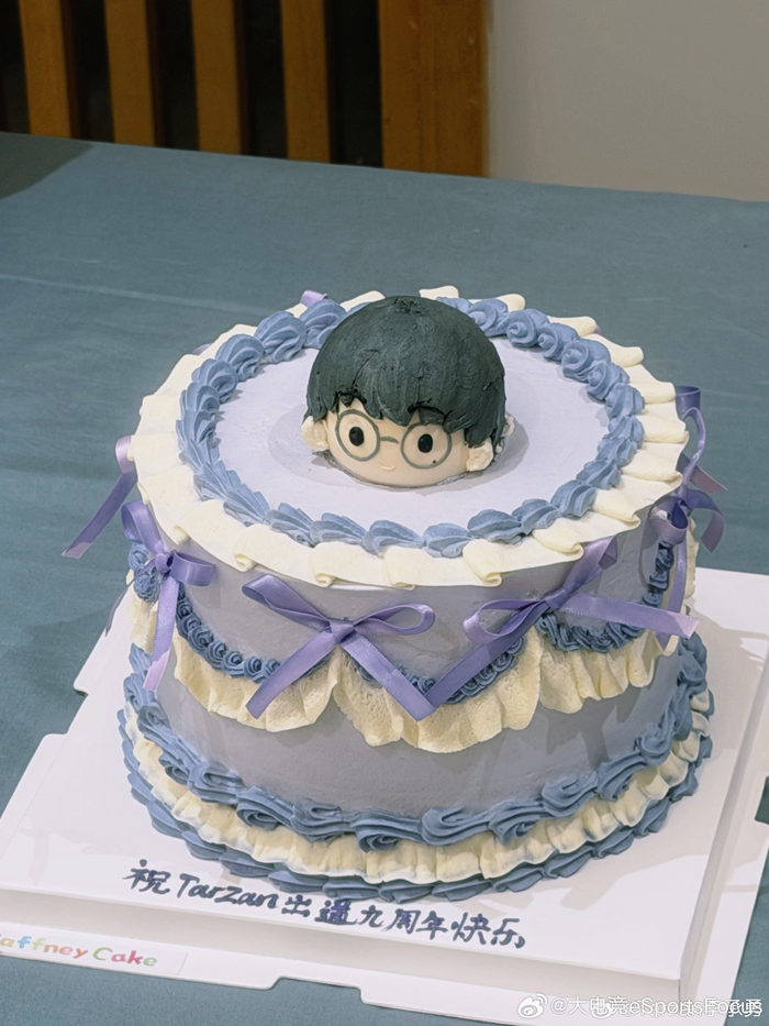 Tarzan李承勇感恩粉丝九年支持，承诺展现精彩比赛|lpl|AL|粉丝应援物产出|赛程|写作业_新浪体育_新浪新闻