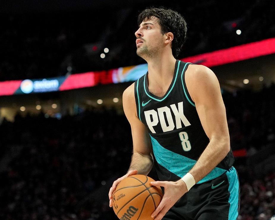 kaiyun-开拓者豪取四连胜,阵容齐整的他们是西部强队之一!